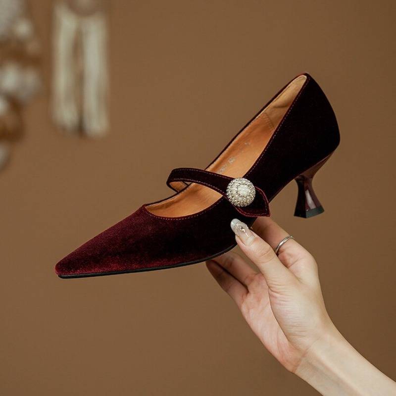 Wine Red Pointed Toe Mary Jane - Womens Heels 评论和价格